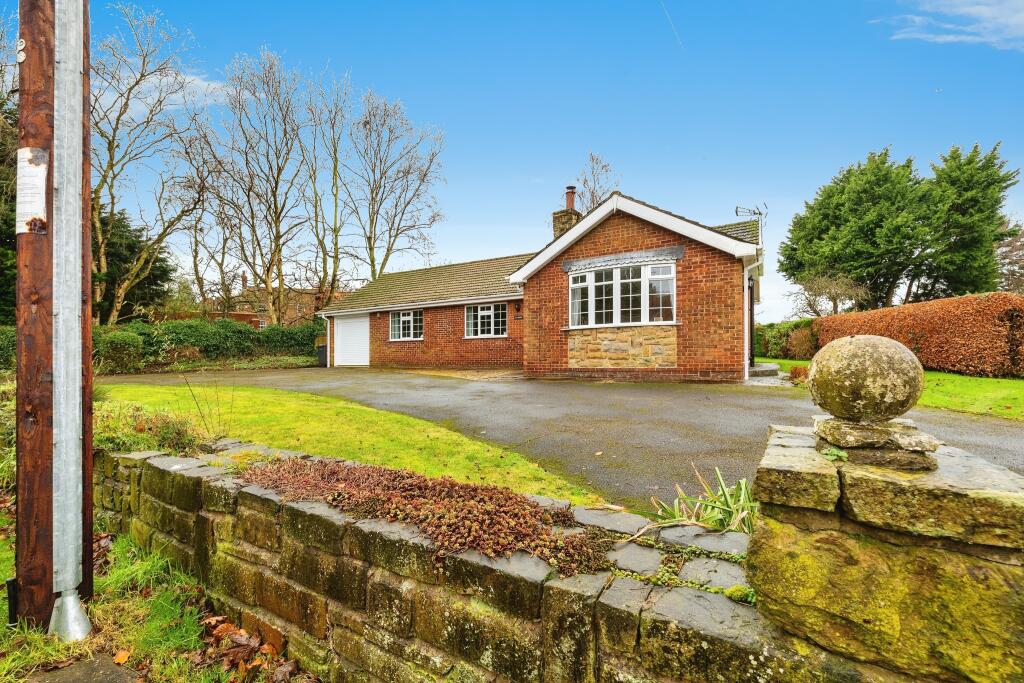 3 bedroom detached bungalow for sale in Market Rasen Road, Market Rasen