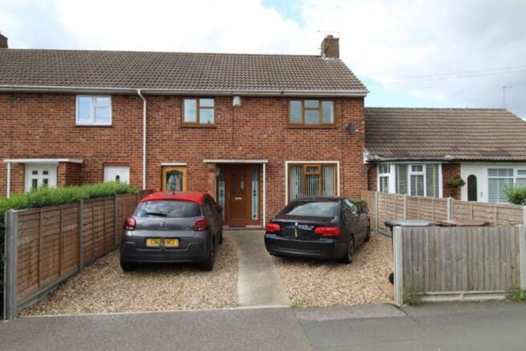 3 bedroom terraced house