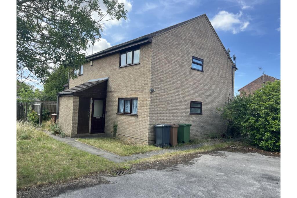 Main image of property: Atwater Grove, Lincoln, LN2