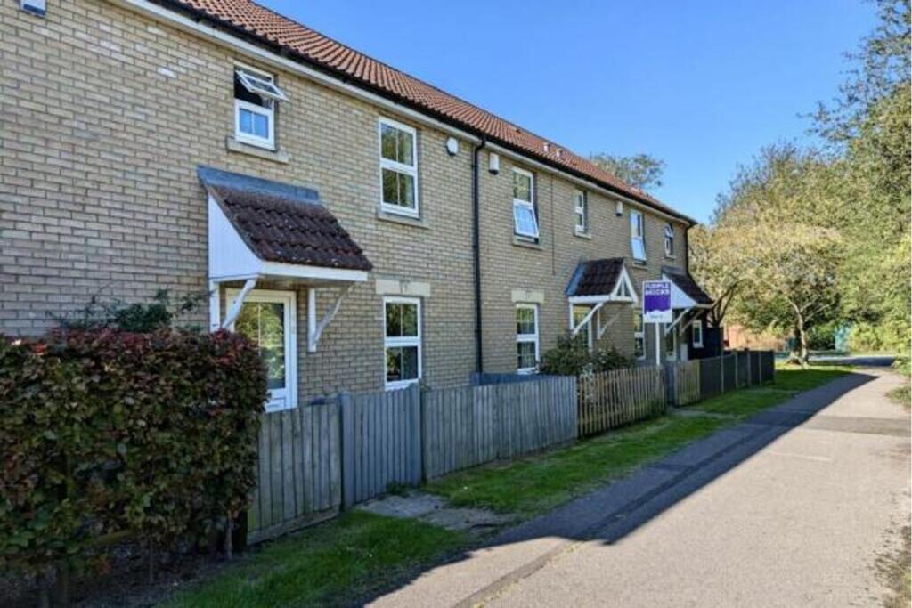 Main image of property: Farm View, Welton, Lincoln, LN2