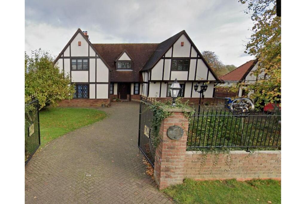 Main image of property: Barlings Lane, Lincoln, LN3