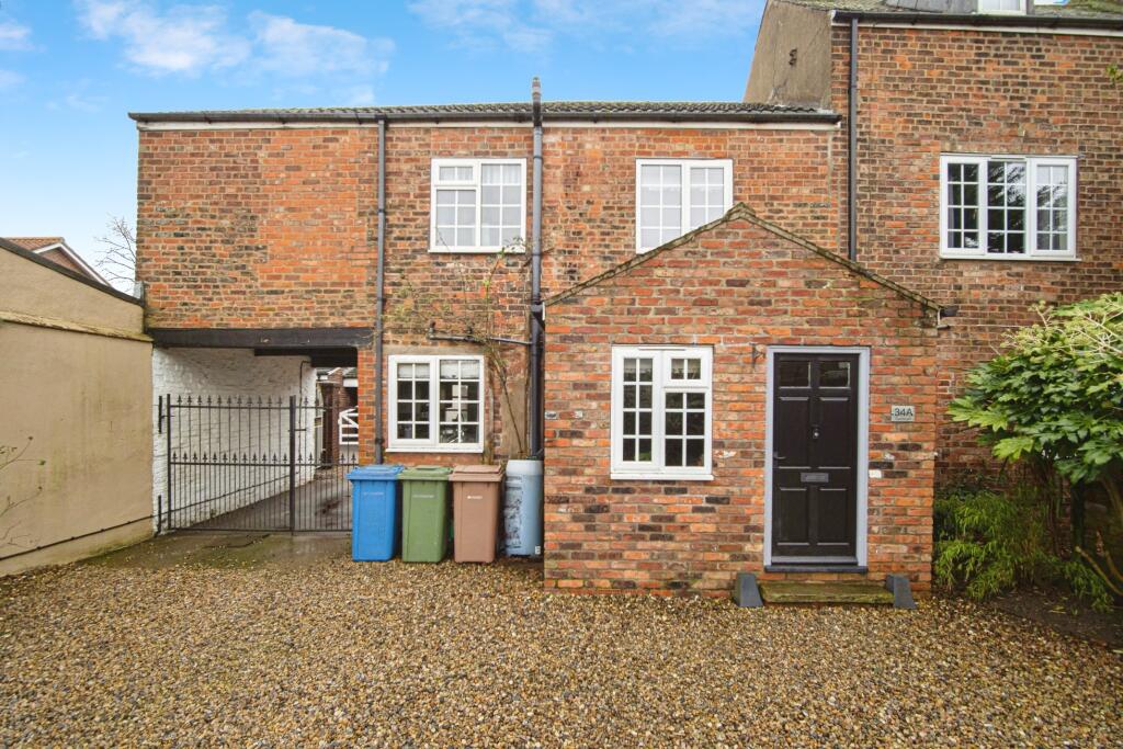 Main image of property: Fletchergate, Hull, HU12