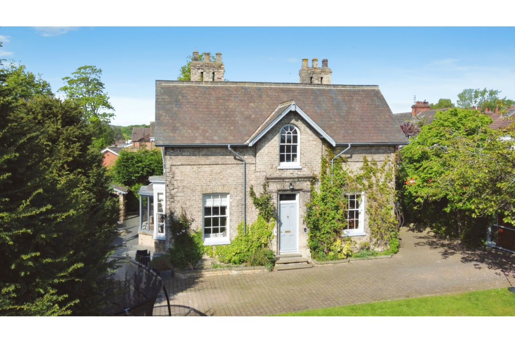 Main image of property: Marine Avenue, North Ferriby, HU14