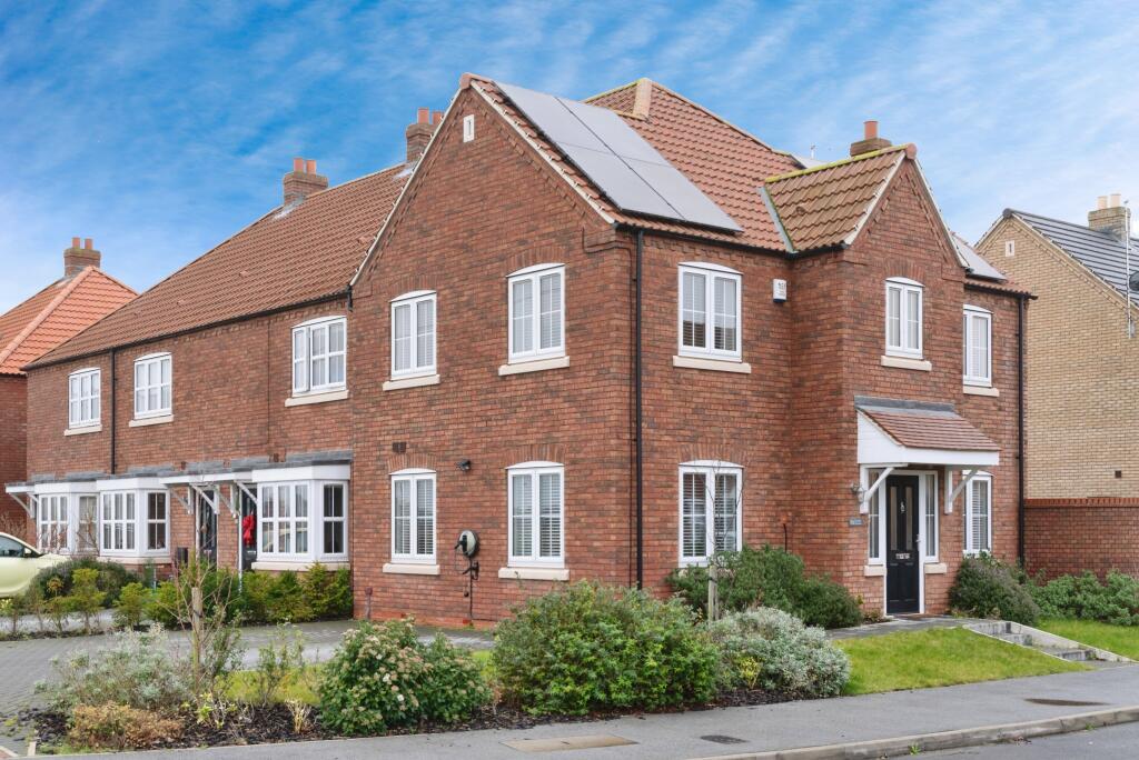 Main image of property: Lumley Avenue, Hull, HU7