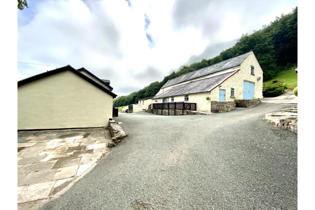 10 bedroom smallholding for sale in Tan Y Fron Road, Abergele, LL22
