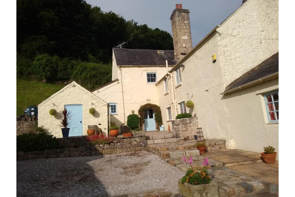 10 bedroom smallholding for sale in Tan Y Fron Road, Abergele, LL22