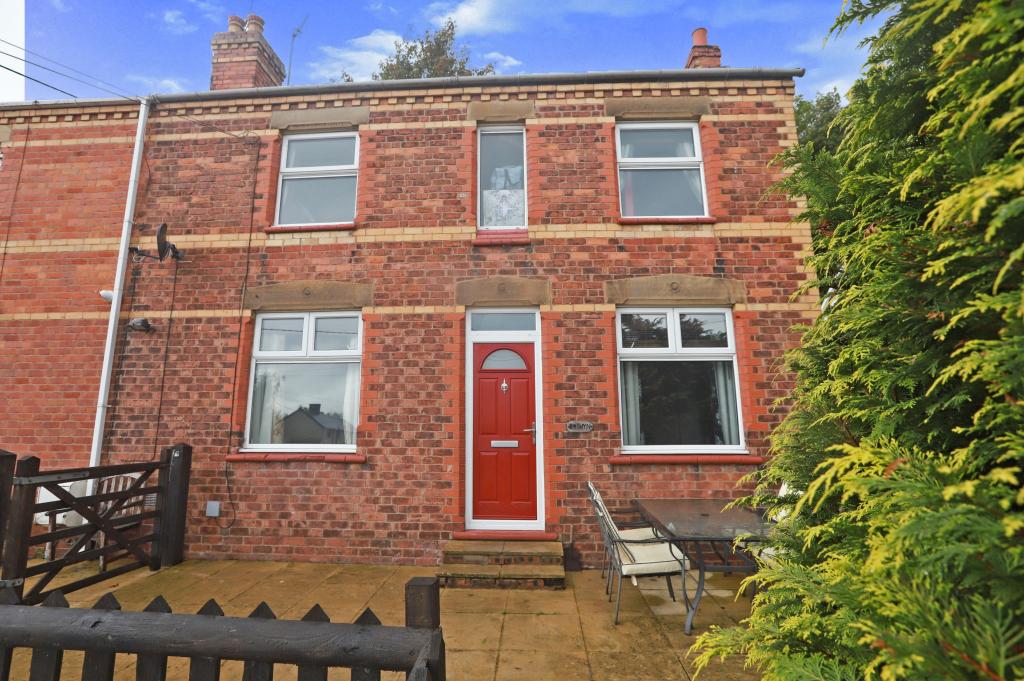 2 bedroom semidetached house for sale in Bryn Road, Wrexham, LL11