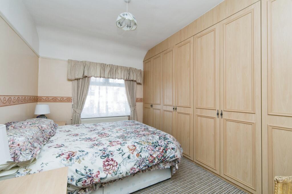 3 bedroom detached house for sale in Lynton Walk, Rhyl, LL18