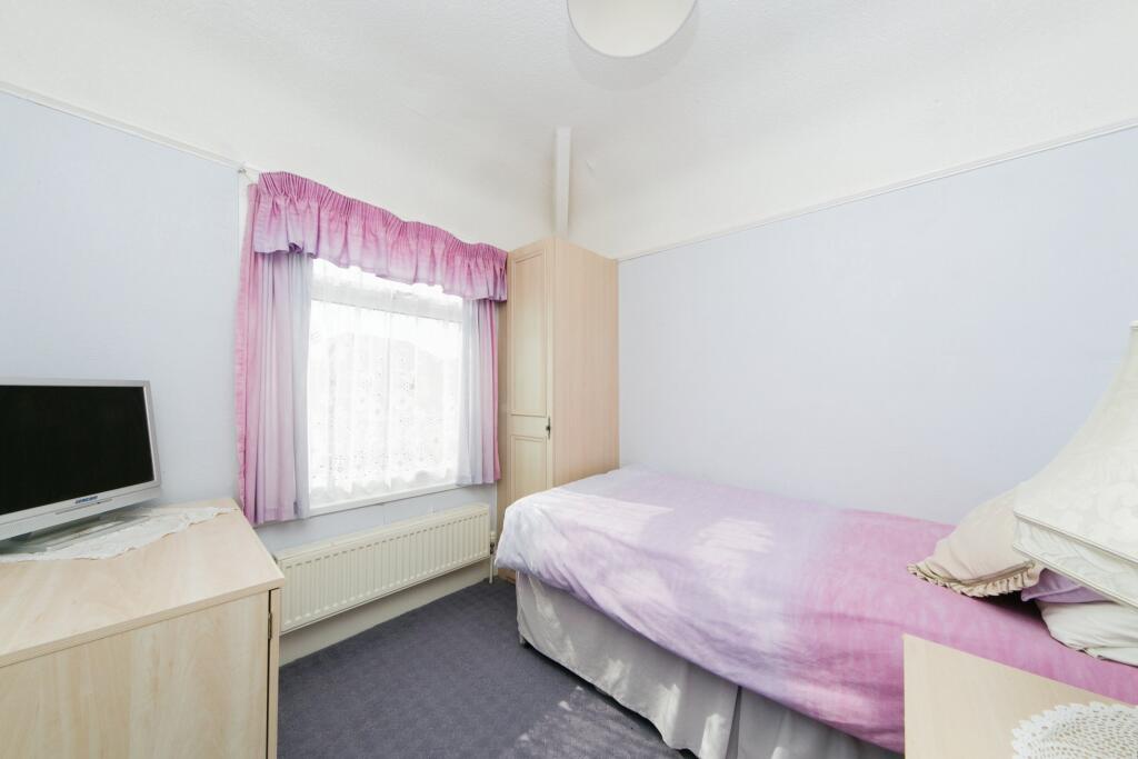 3 bedroom detached house for sale in Lynton Walk, Rhyl, LL18