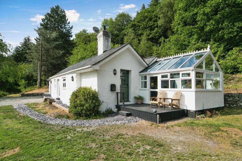 3 bedroom detached house for sale in Maenan, Llanrwst, LL26