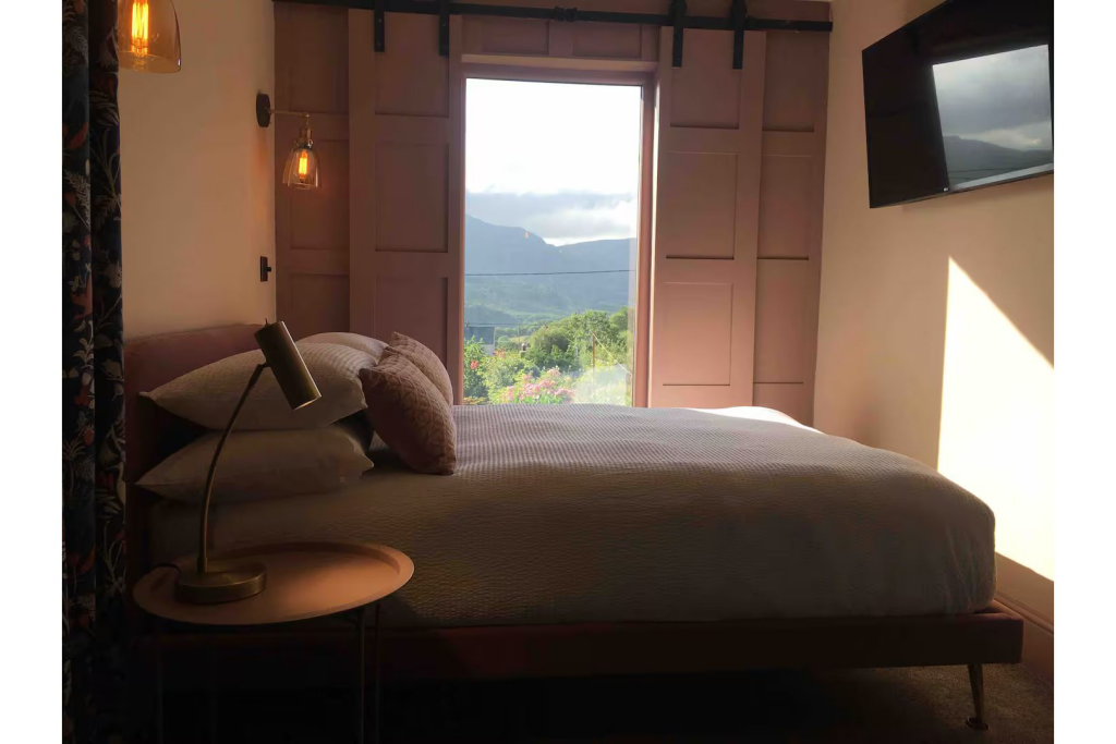 Main image of property: Belle Vue, Llan Ffestiniog, LL41