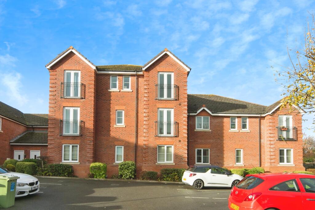 Main image of property: Lon Pedr, Llandudno, LL30