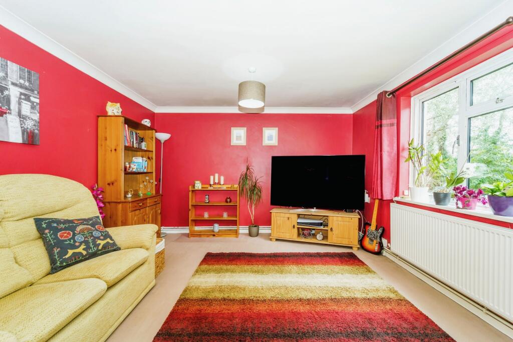 Main image of property: Convent Way, Southall, UB2