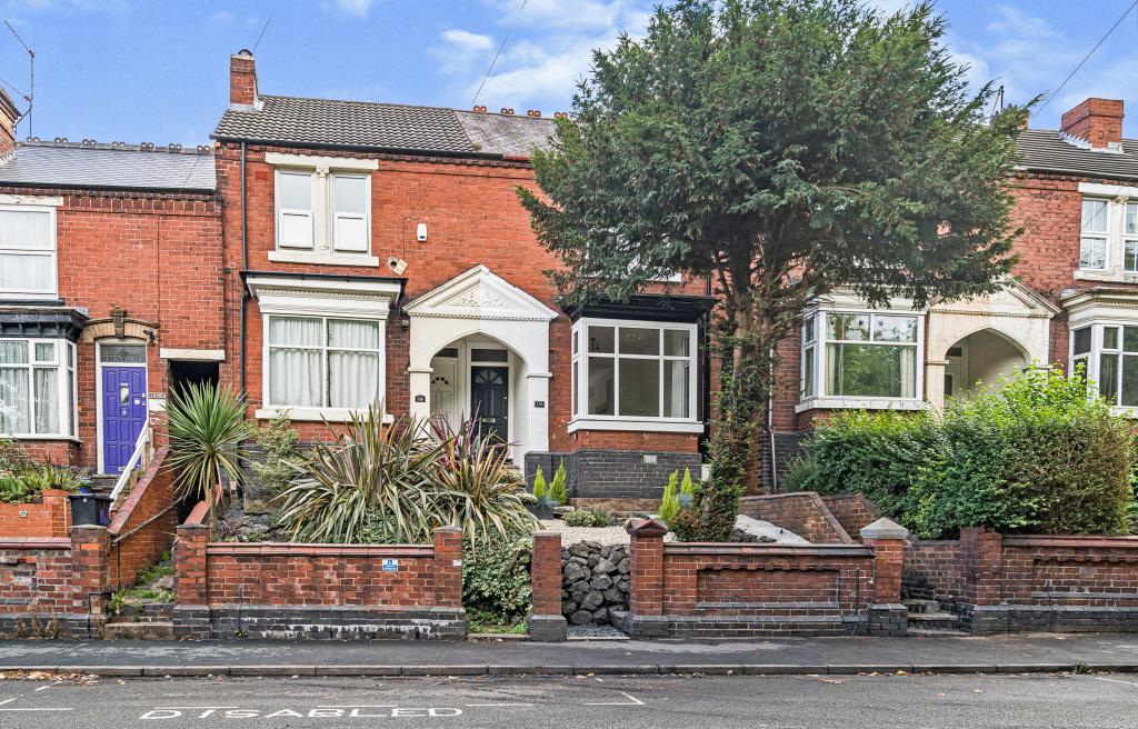 4 bedroom semidetached house for sale in Fenton Street, Brierley Hill, DY5