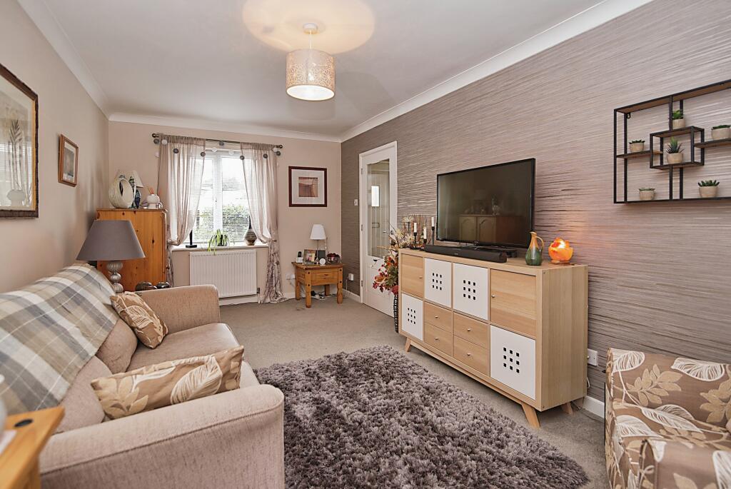 3 bedroom end of terrace house for sale in Flaxfield Road, Beaminster, DT8