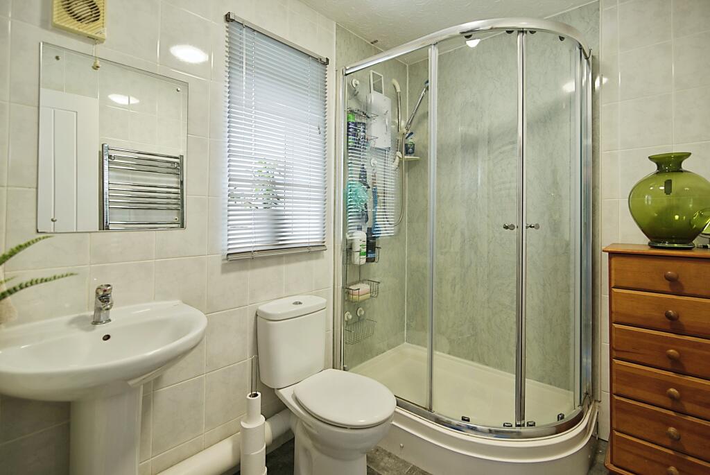 3 bedroom end of terrace house for sale in Flaxfield Road, Beaminster, DT8