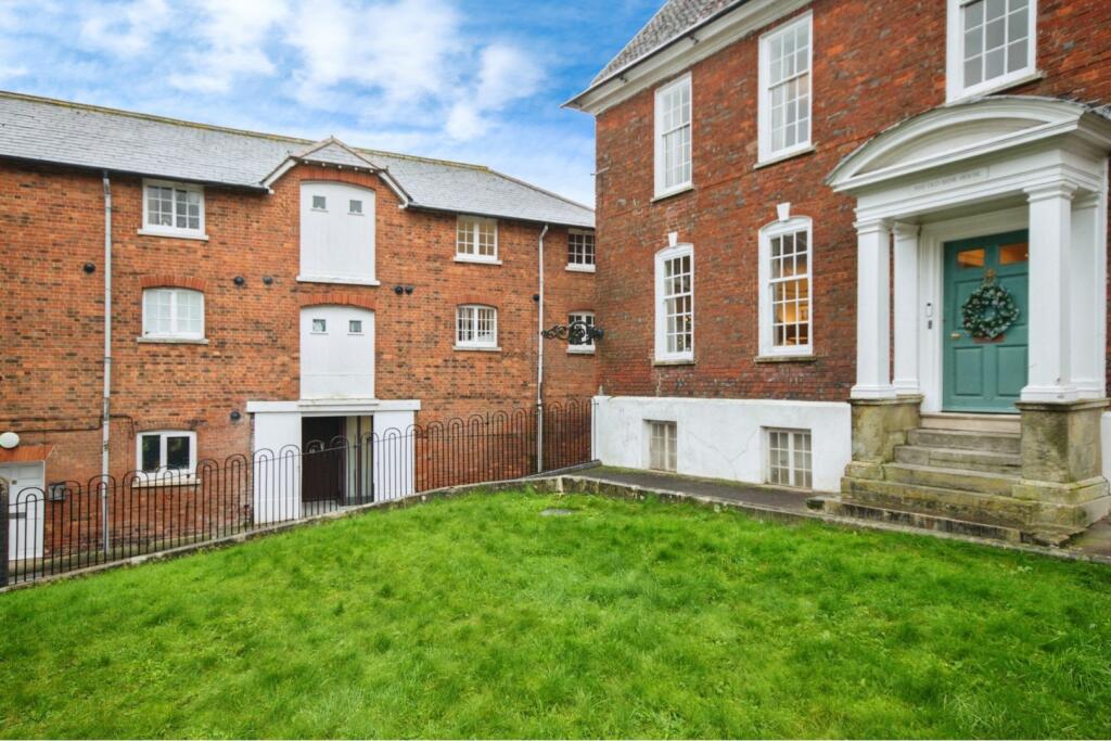 1 bedroom flat for sale in 5 Church Lane, Blandford Forum, DT11