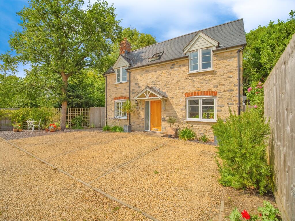 Main image of property: 20 Stottingway Street, Weymouth, DT3