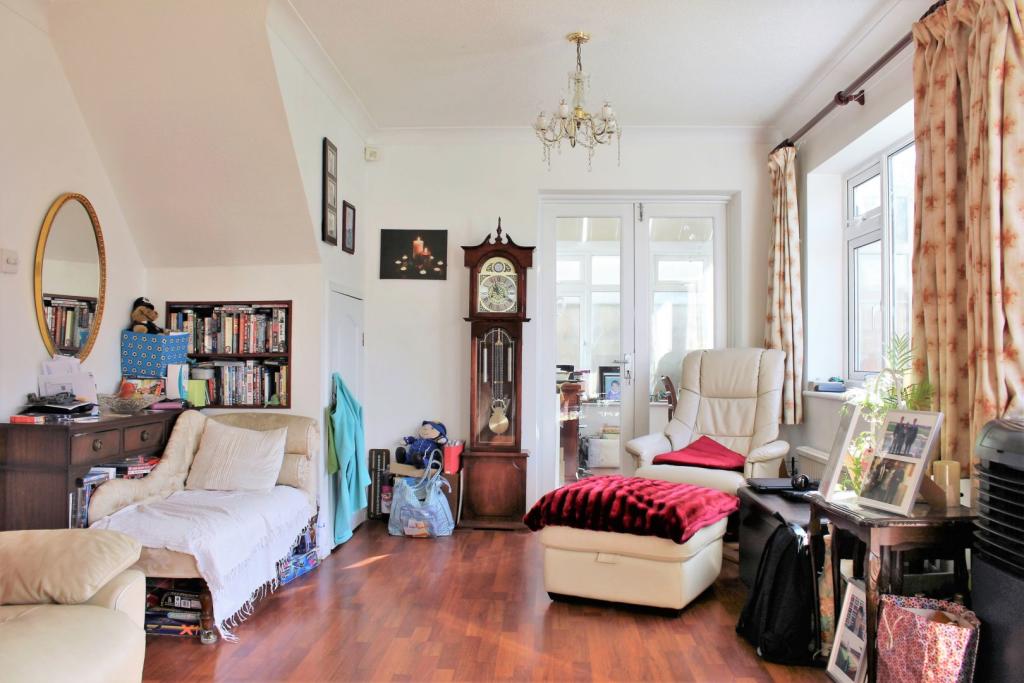 3 bedroom detached house for sale in Clarkes Avenue, Worcester Park, KT4