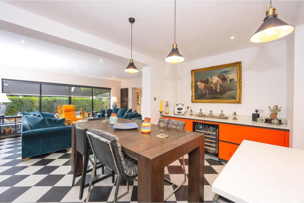 4 bedroom detached house for sale in Farndale Close, Warrington, WA5