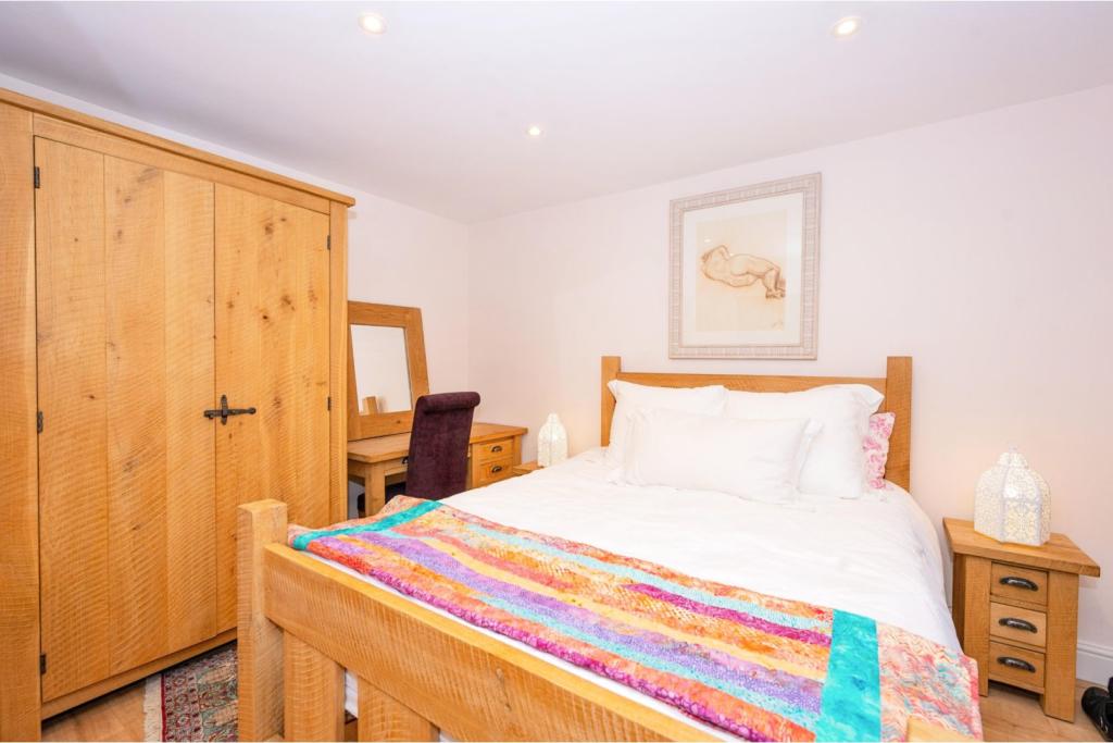 4 bedroom detached house for sale in Farndale Close, Warrington, WA5