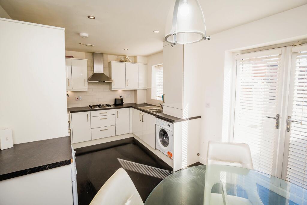 3 bedroom semidetached house for sale in Biggleswade Drive, Sandymoor
