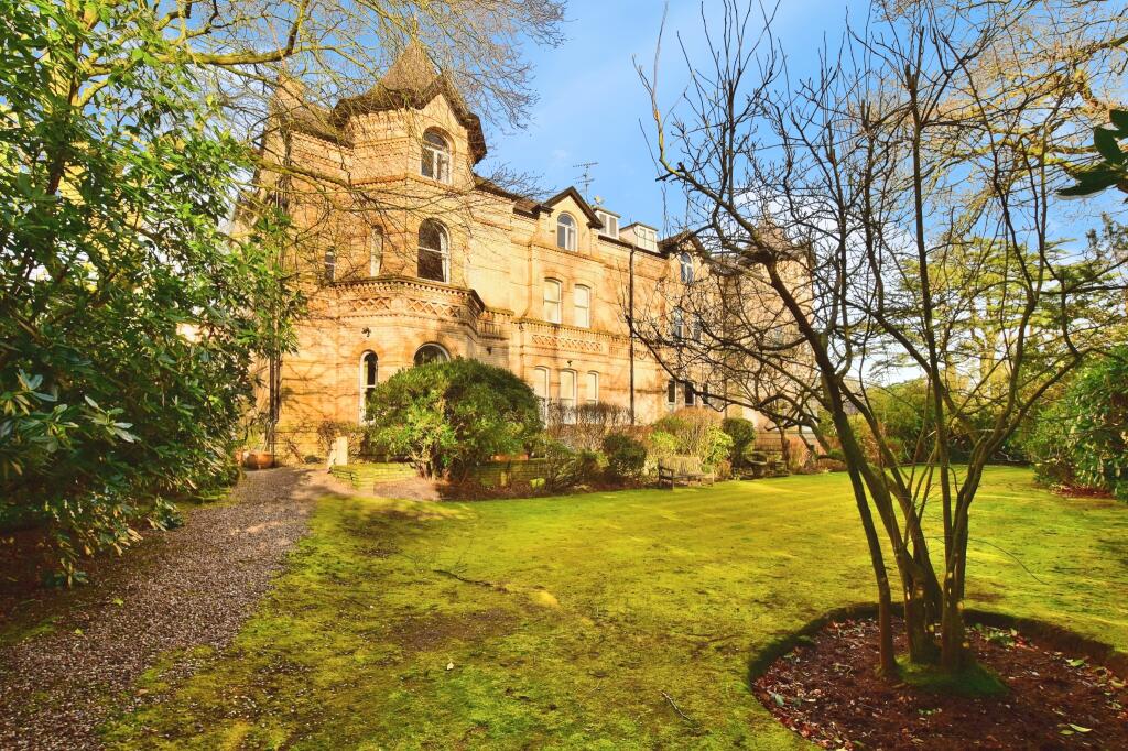 2 bedroom apartment for sale in Groby Road, Altrincham, WA14