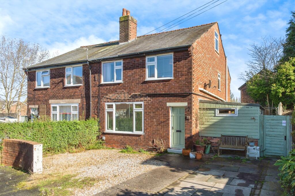 3 bedroom semi-detached house for sale in Hawthorn Road, Lymm, WA13