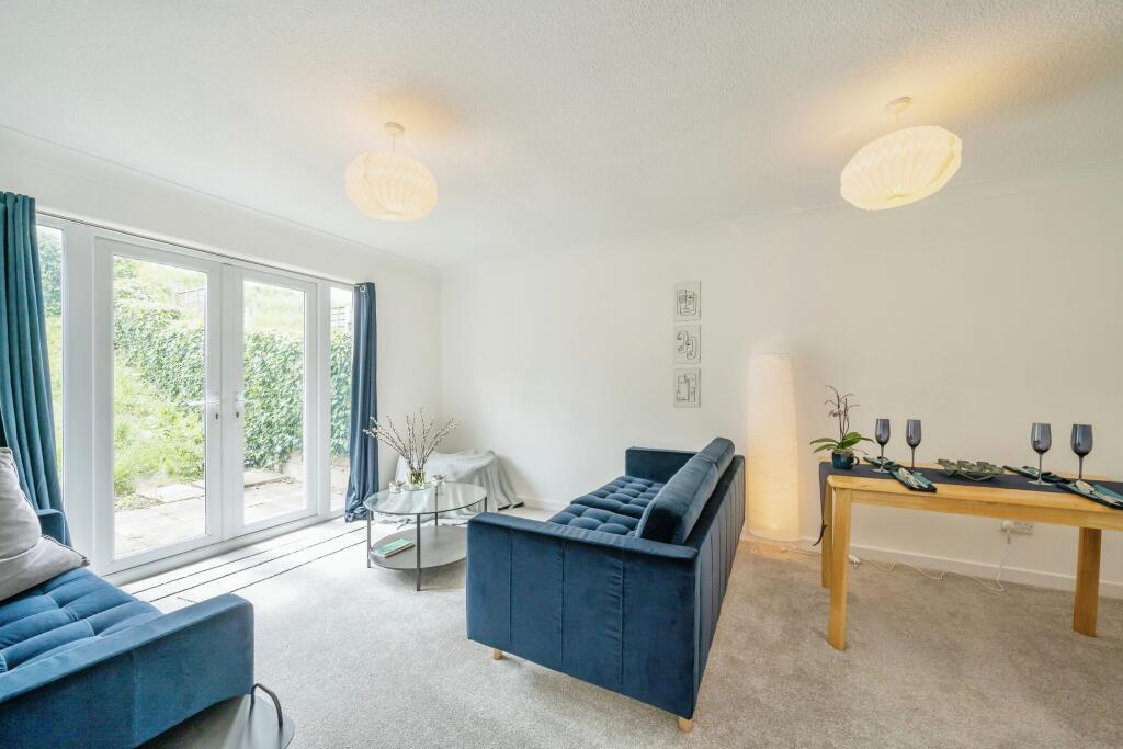 2 bedroom end of terrace house for sale in Greenfields Avenue, Appleton