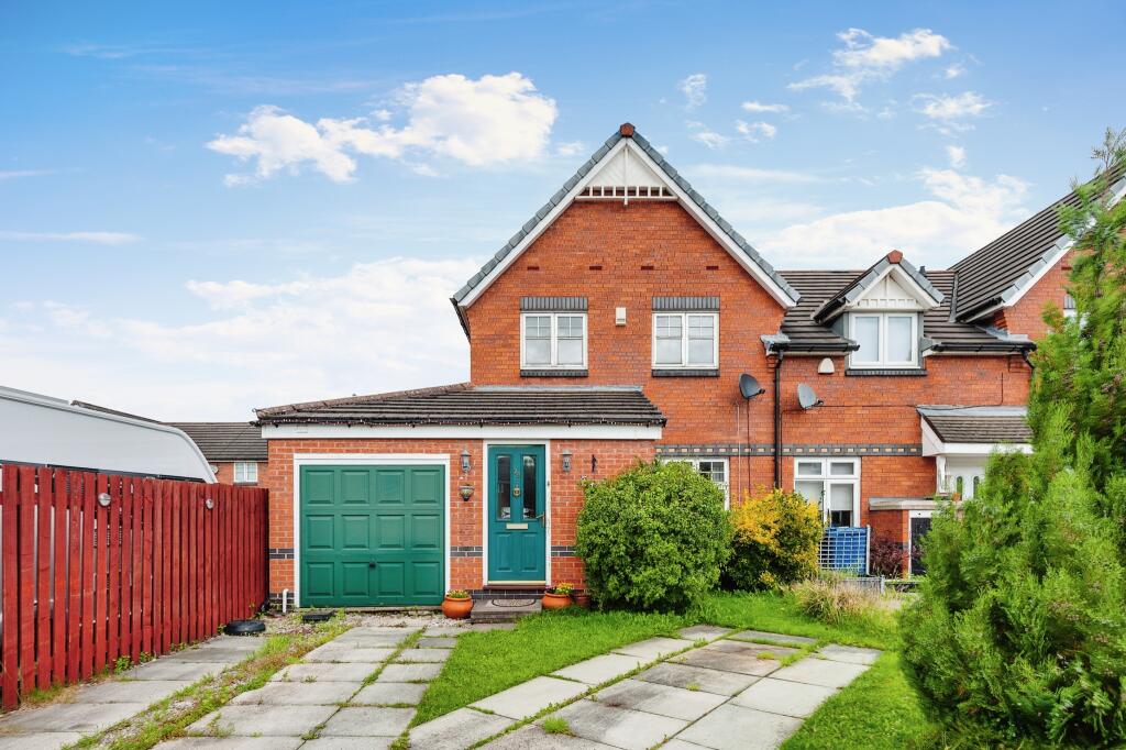 3 bedroom semidetached house for sale in Helmsley Close, Warrington, WA5