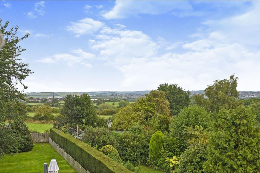 3 bedroom detached house for sale in Hardy Barn, Heanor, DE75