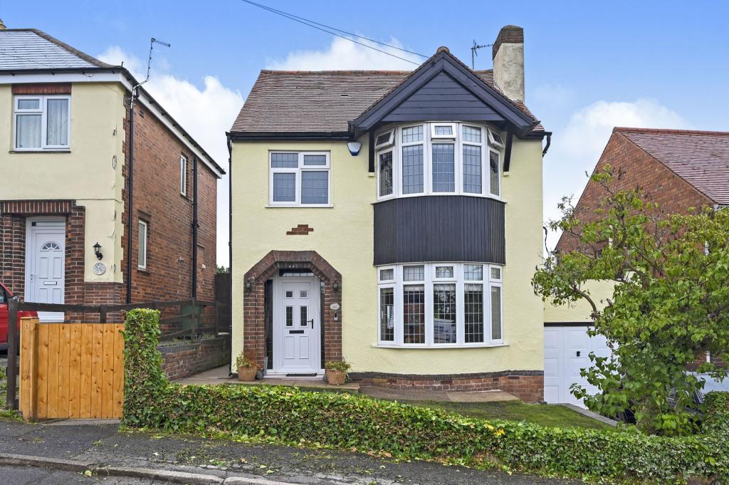 3 bedroom detached house for sale in Hardy Barn, Heanor, DE75