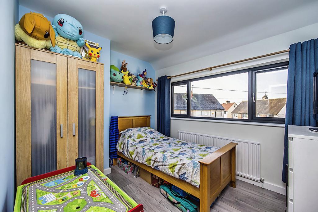 4 bedroom semidetached house for sale in Nursery Hollow, Ilkeston, DE7