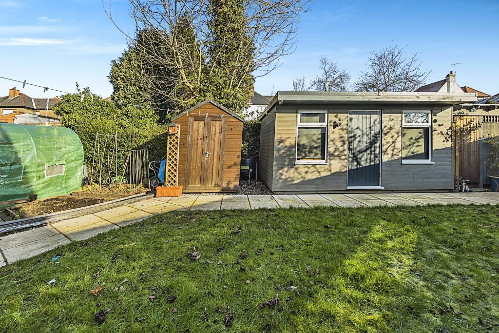 4 bedroom semidetached house for sale in Nursery Hollow, Ilkeston, DE7