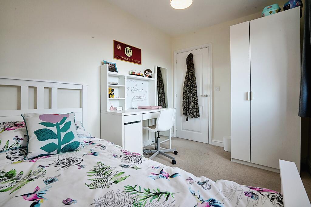 4 bedroom detached house for sale in Newman Drive, Swadlincote, DE11