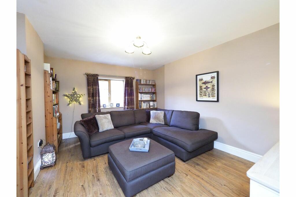 4 bedroom detached house for sale in Brook Road, Borrowash, DE72