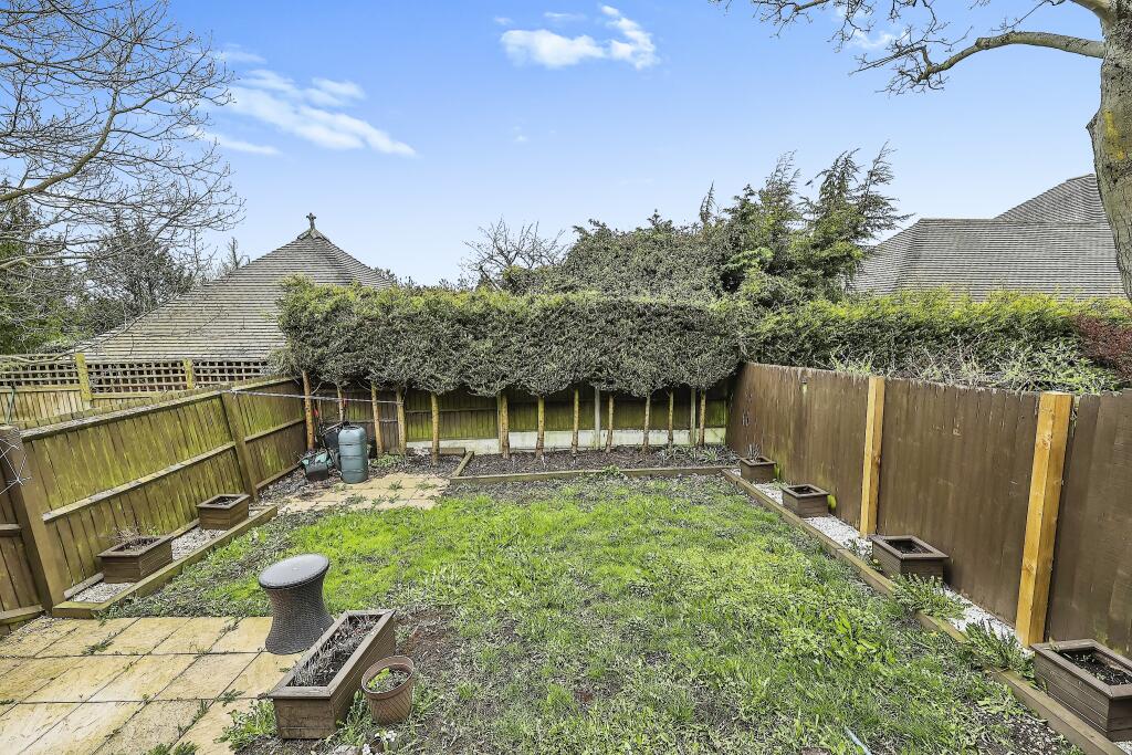 4 bedroom semidetached house for sale in Sycamore Gardens, Heanor, DE75