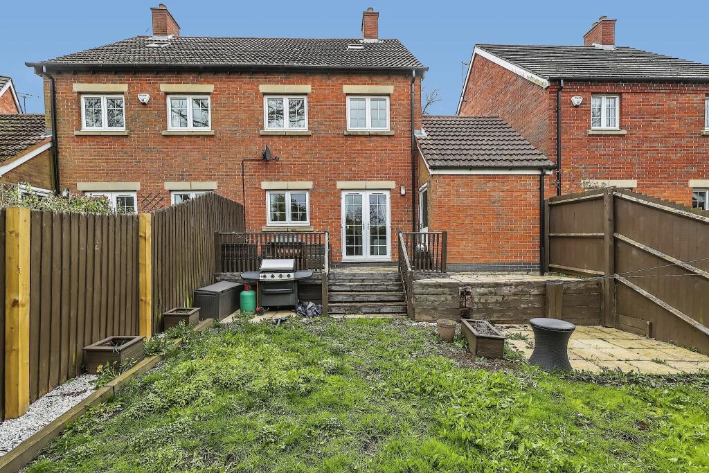 4 bedroom semidetached house for sale in Sycamore Gardens, Heanor, DE75