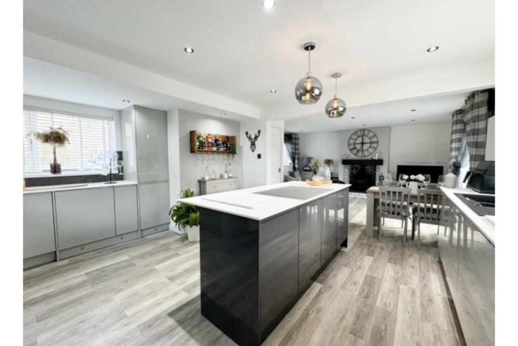 Additional property image - Grove Place, Bakewell, DE45