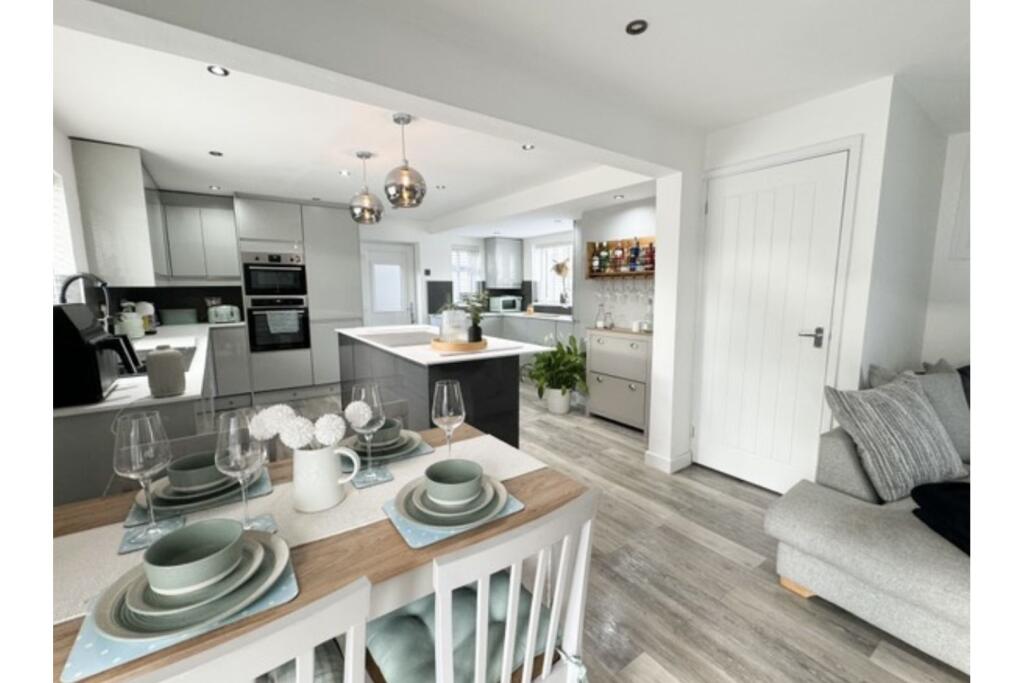 Additional property image - Grove Place, Bakewell, DE45