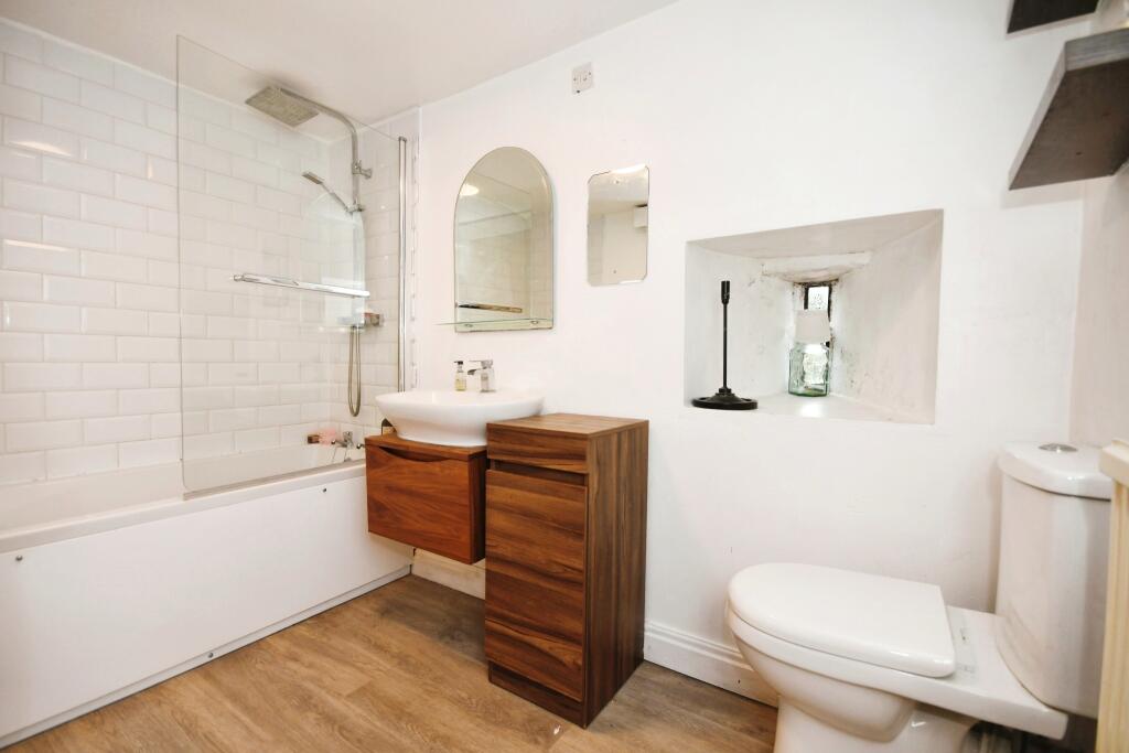Additional property image - School Hill, Matlock, DE4