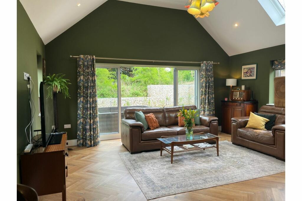 Additional property image - Chestnut Close, Ashbourne, DE6