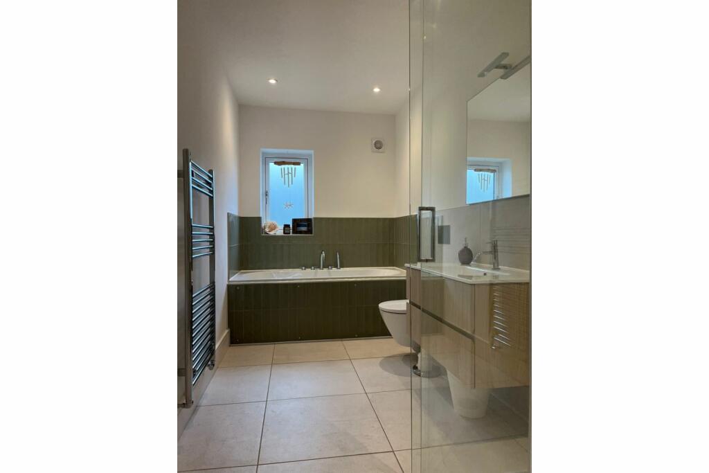 Additional property image - Chestnut Close, Ashbourne, DE6