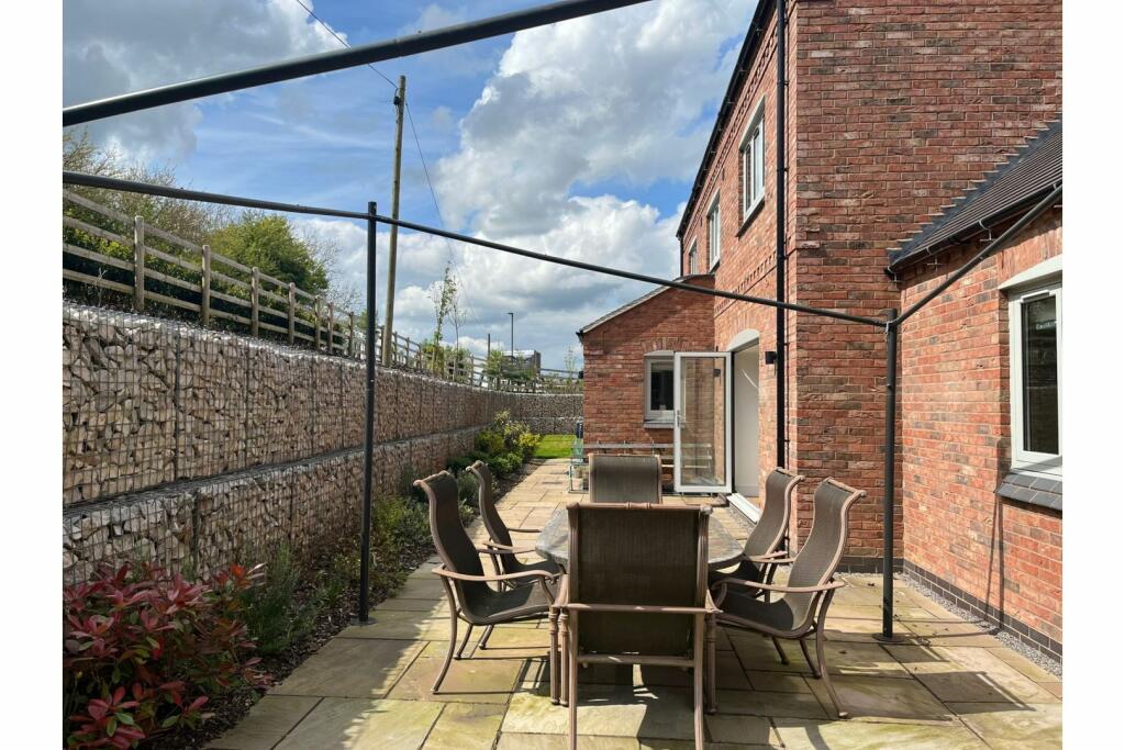 Additional property image - Chestnut Close, Ashbourne, DE6