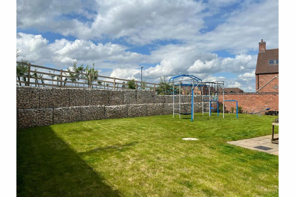 Additional property image - Chestnut Close, Ashbourne, DE6