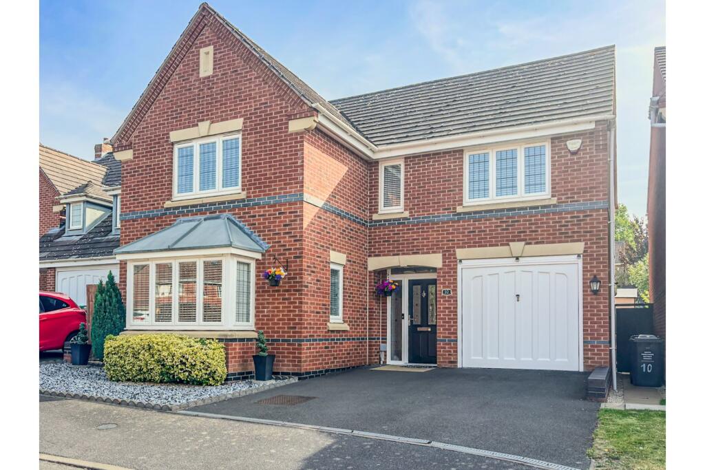 Main image of property: Sandringham Close, Swadlincote, DE11