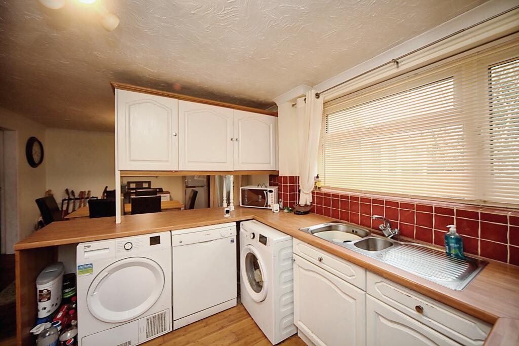 3 bedroom end of terrace house for sale in French Weir Avenue, Taunton, TA1