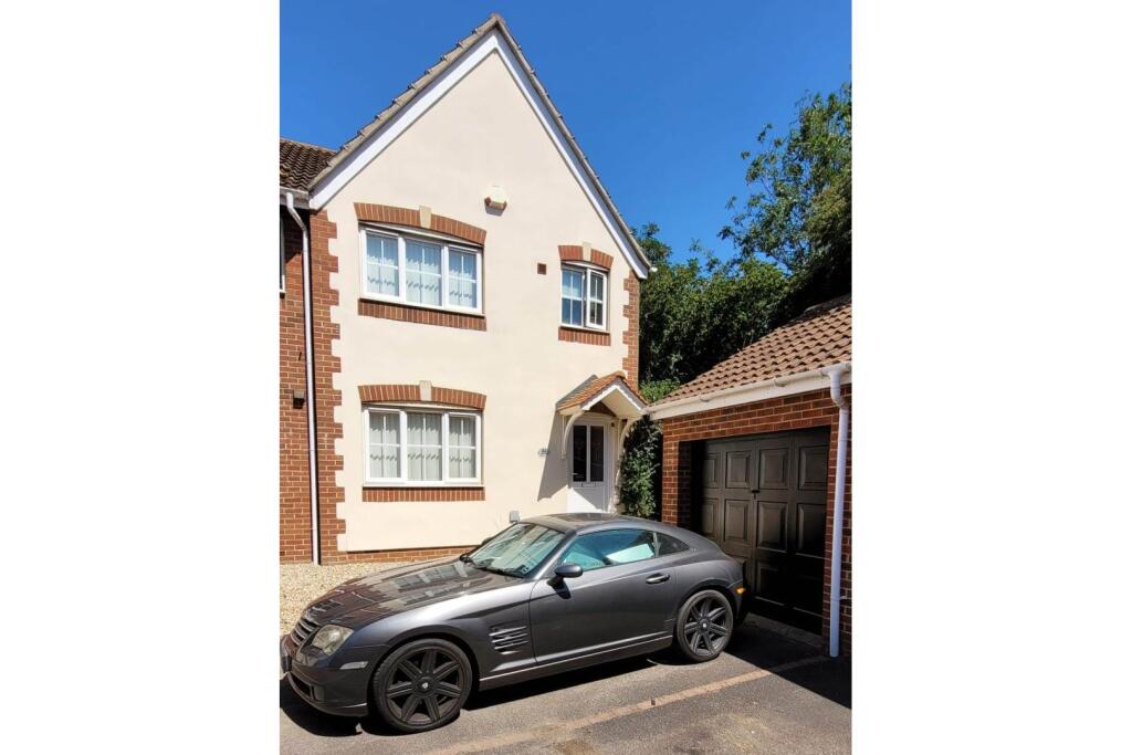 Main image of property: Standfast Place, Taunton, TA2