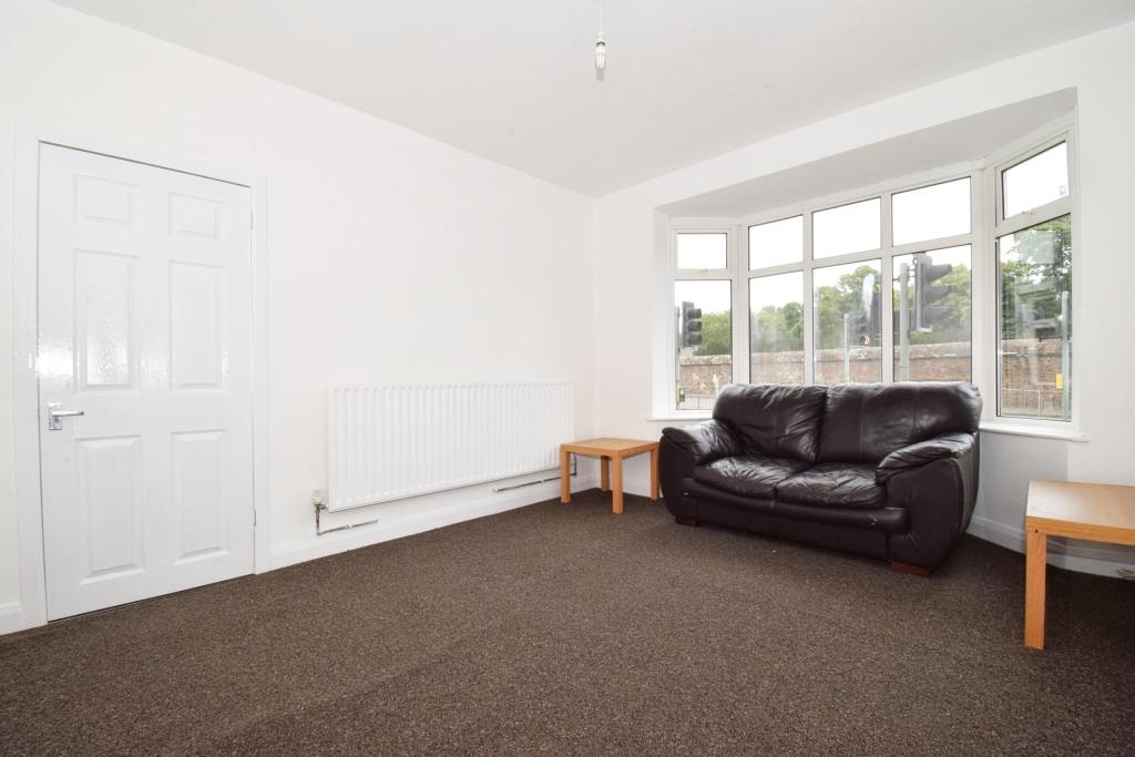 3 bedroom semi-detached house for sale in St. Margarets Way, Leicester, LE4