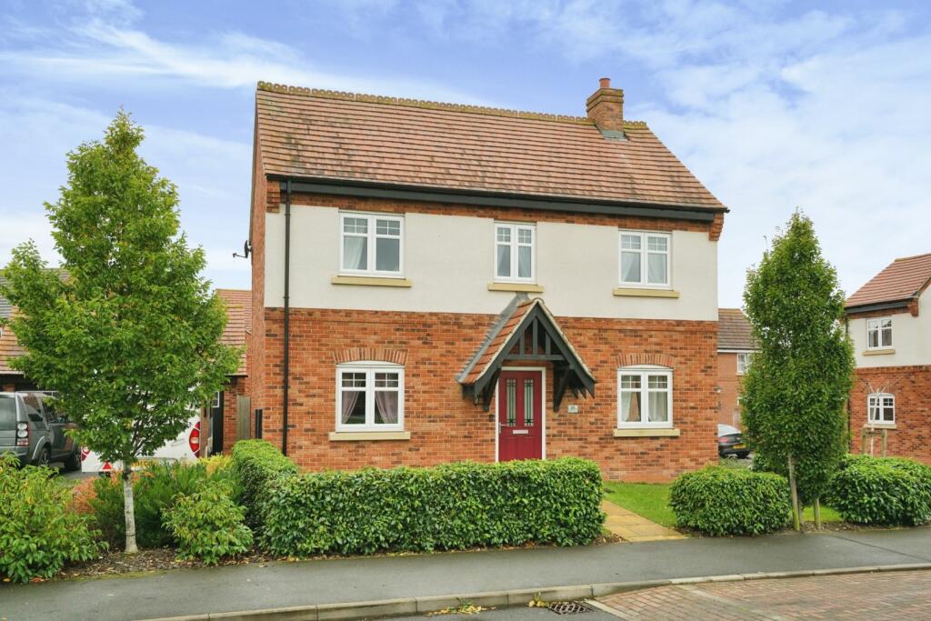 4 bedroom detached house for sale in Woodcock Way, Ashbydelazouch, LE65